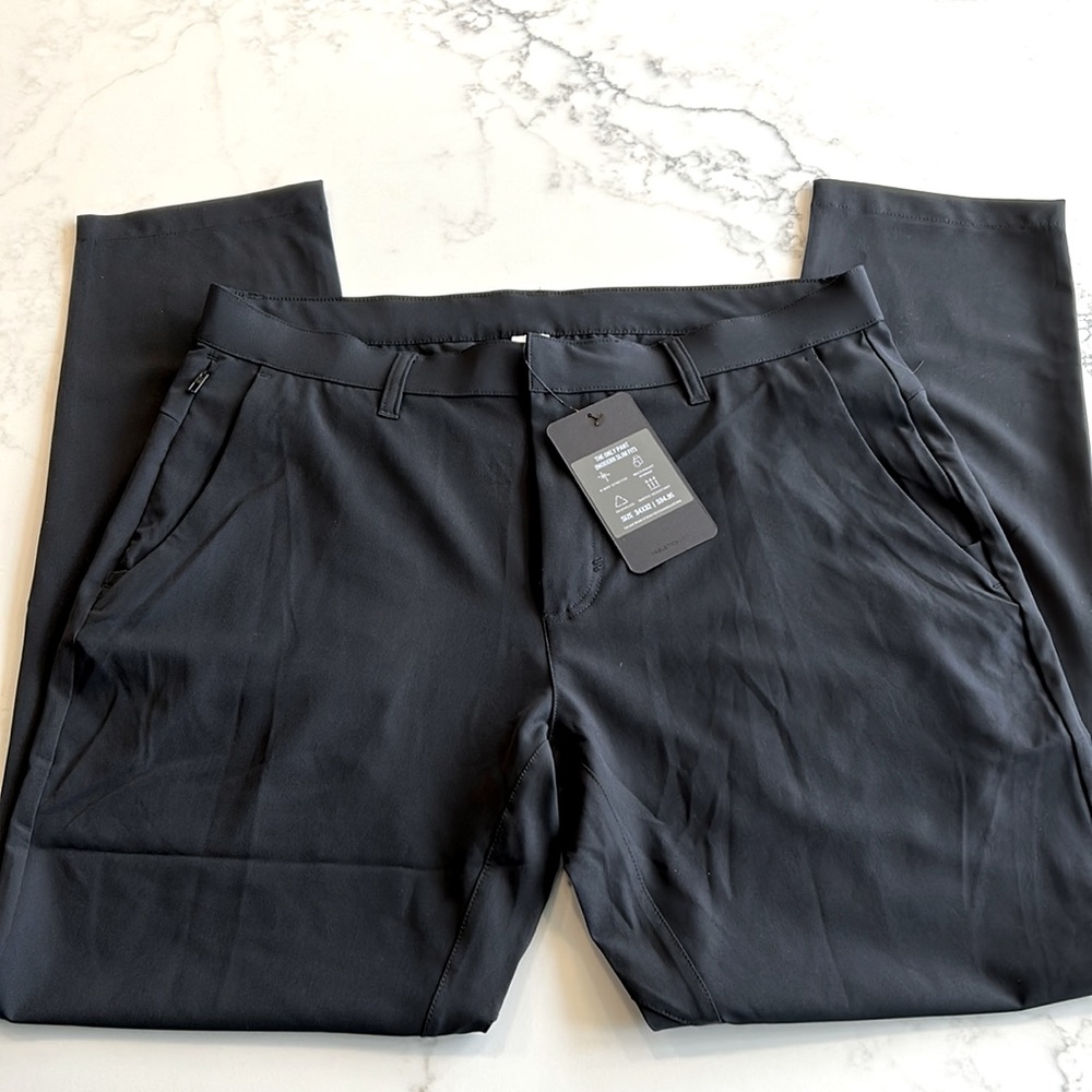 NWT - Fabletics “The Only” Pant 34x32